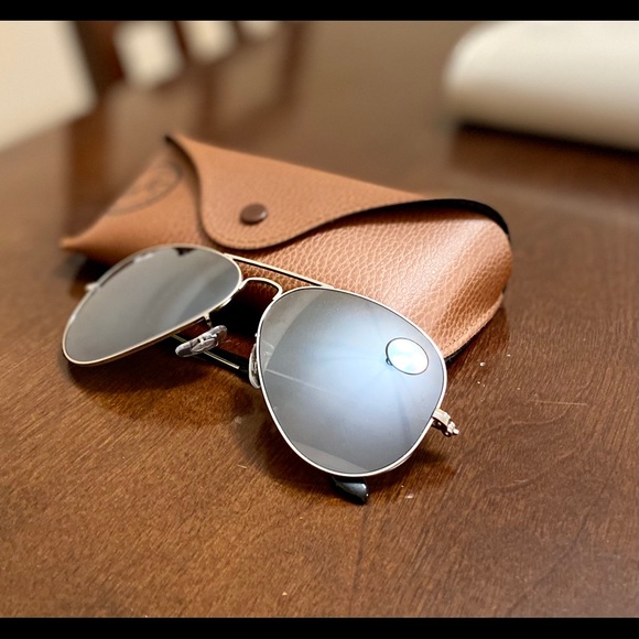 Ray Ban Aviators - Picture 3 of 4